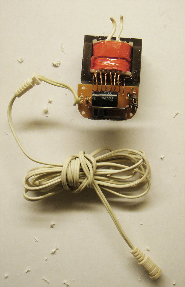 ac_adapter_no_plastic_disassembly